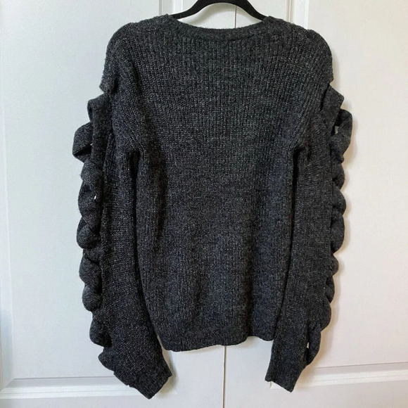 NWT Leith Braided Twisted Sleeve Charcoal Knit Sweater Womens Small - Picture 5 of 6